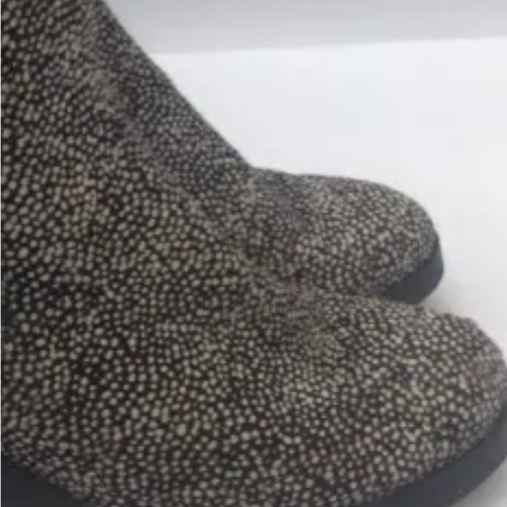 Final price-Closing💕New Uggs Camden Exotic Chelsea boot - Picture 11 of 13